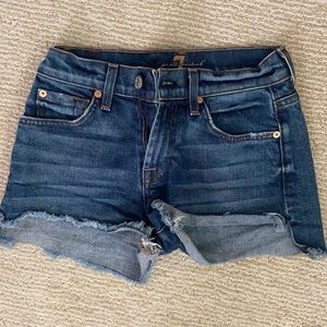 7 for all mankind Jean shorts♥️